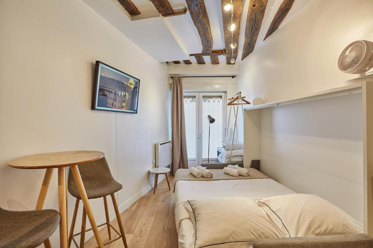 Studio Le Marais Renove / Paris Historique Lägenhet Exteriör bild